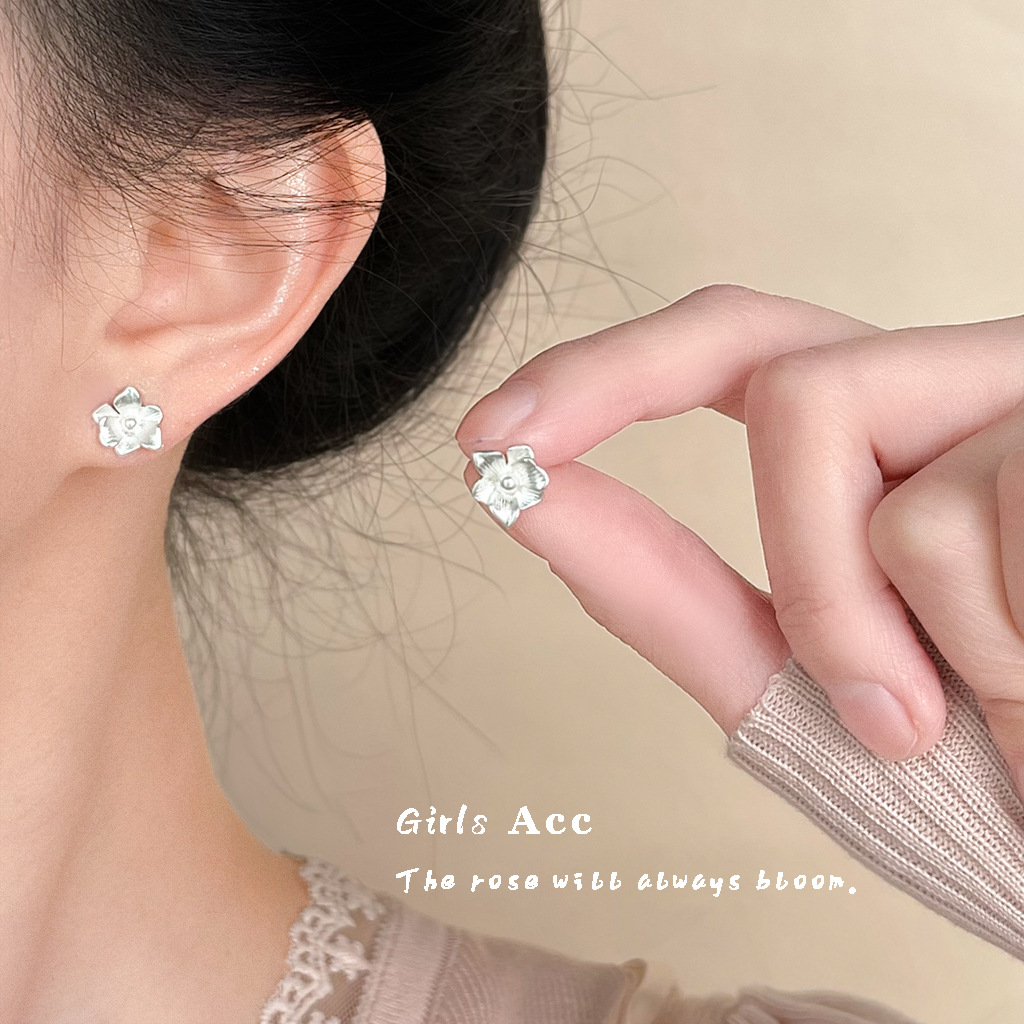 模特_0015_耳语场景新水印 拷贝 14.jpg