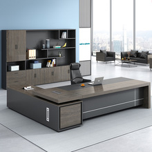 �ϰ����k�������s�F�����̨�I���k���ҿ����������ܽ������νM��