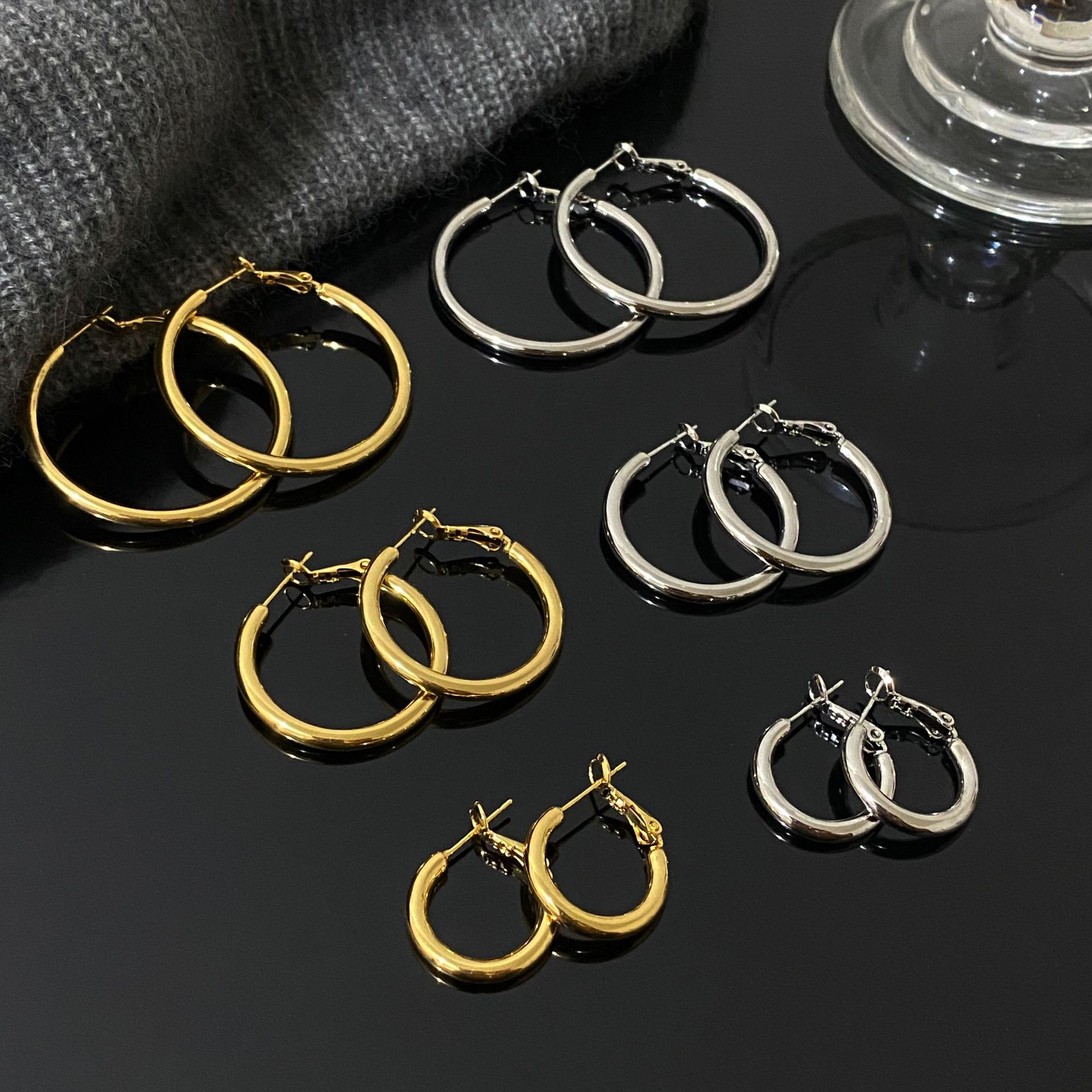 Copper plated real gold Korean style solid metal smooth plain ring round earrings women's new high sense earring earrings silver needle
