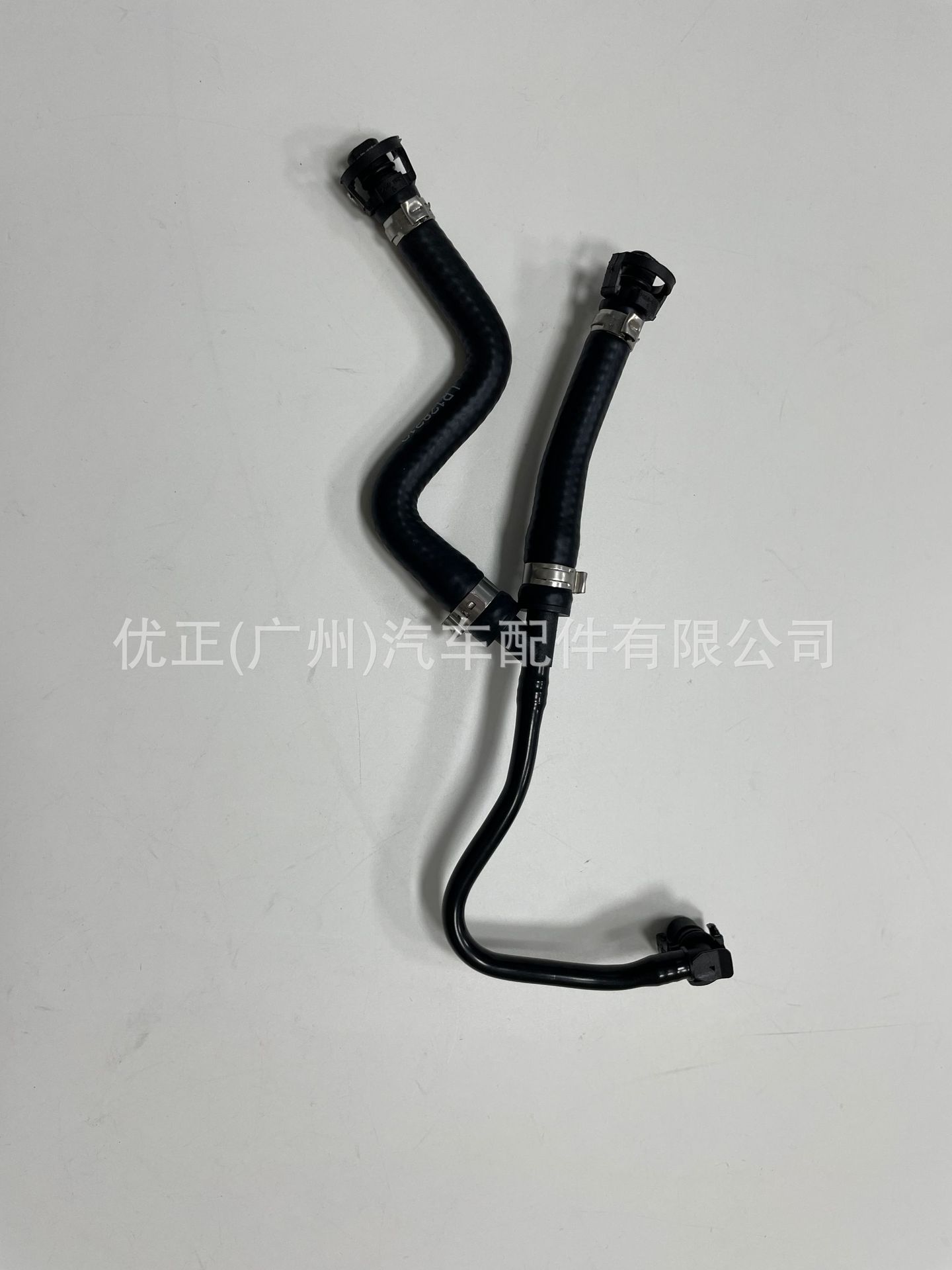 Lr128310 Is Suitable for Jaguar Land Rover Sport Range Rover 2014 Hose Engine to Expansion Tank Accessories