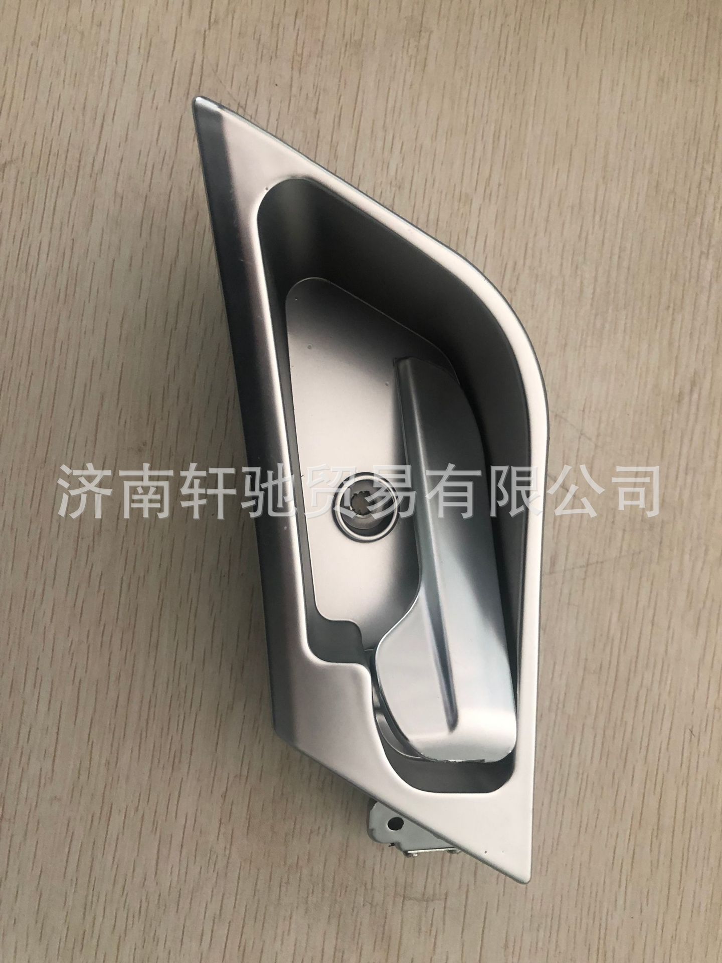 T5G 豪瀚 812W62680-0121/812W62680-0122/WG1671340113车门内钮