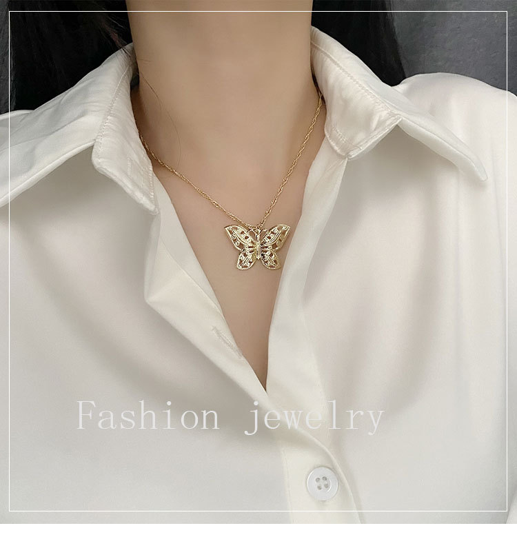 Retro Butterfly Copper Plating Pendant Necklace 1 Piece