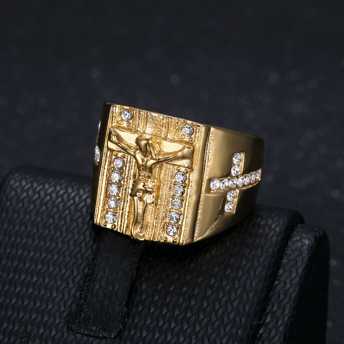 1 Piece Quantity Hip-Hop Retro Solid Color Titanium Steel Inlay Zircon Men's Rings