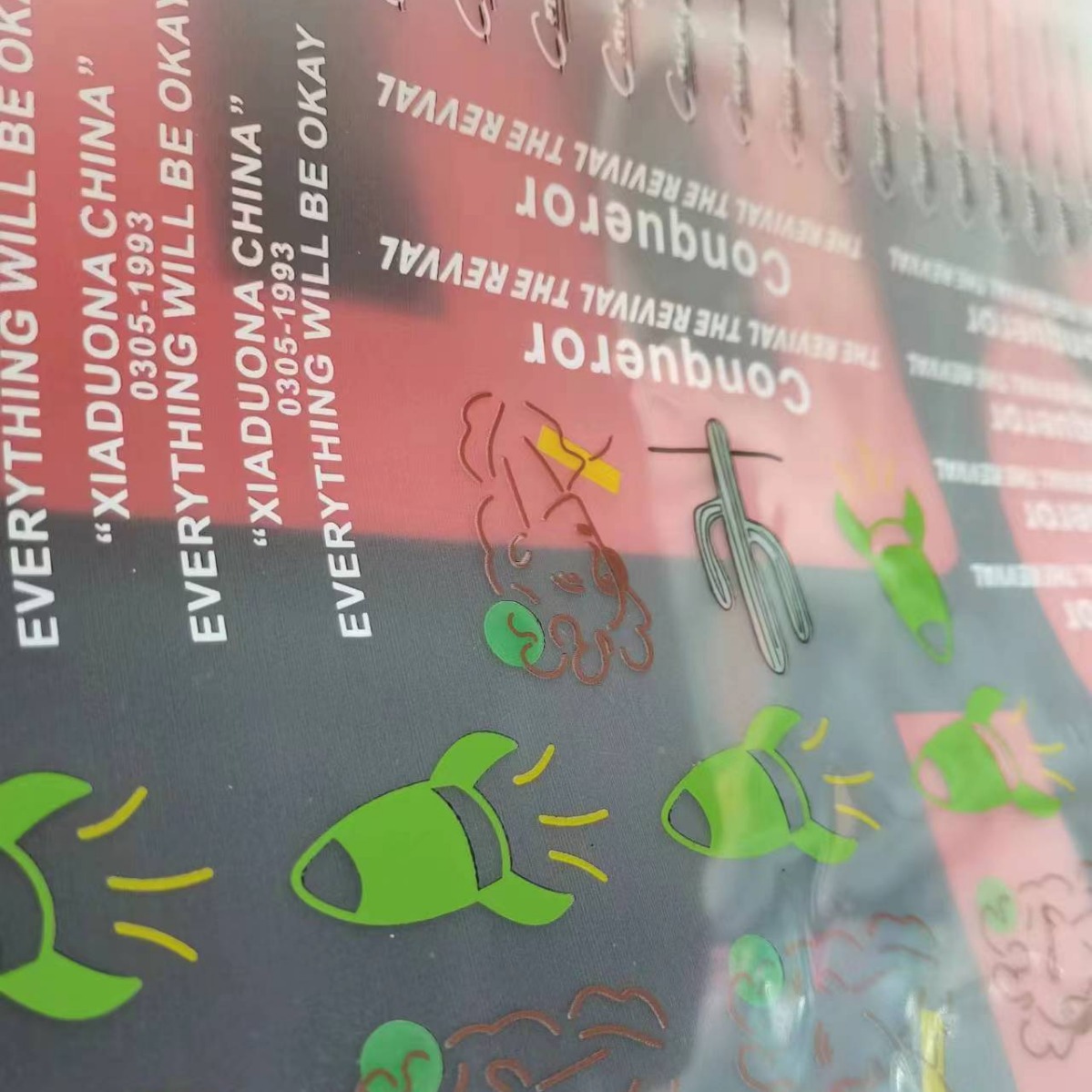 外贸热销欧美潮流热转印卡通图案t恤烫画烫图logo定 制烫金水洗标