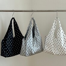 �����¿����в����������ذ�ʱ�г�����Լ�����ٴ����ᵥ���Ů