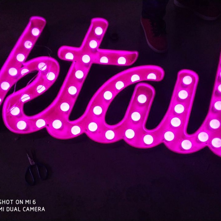 楼顶穿孔外露 打孔LED发光字广告牌 彩色外露发光字 LED点阵字