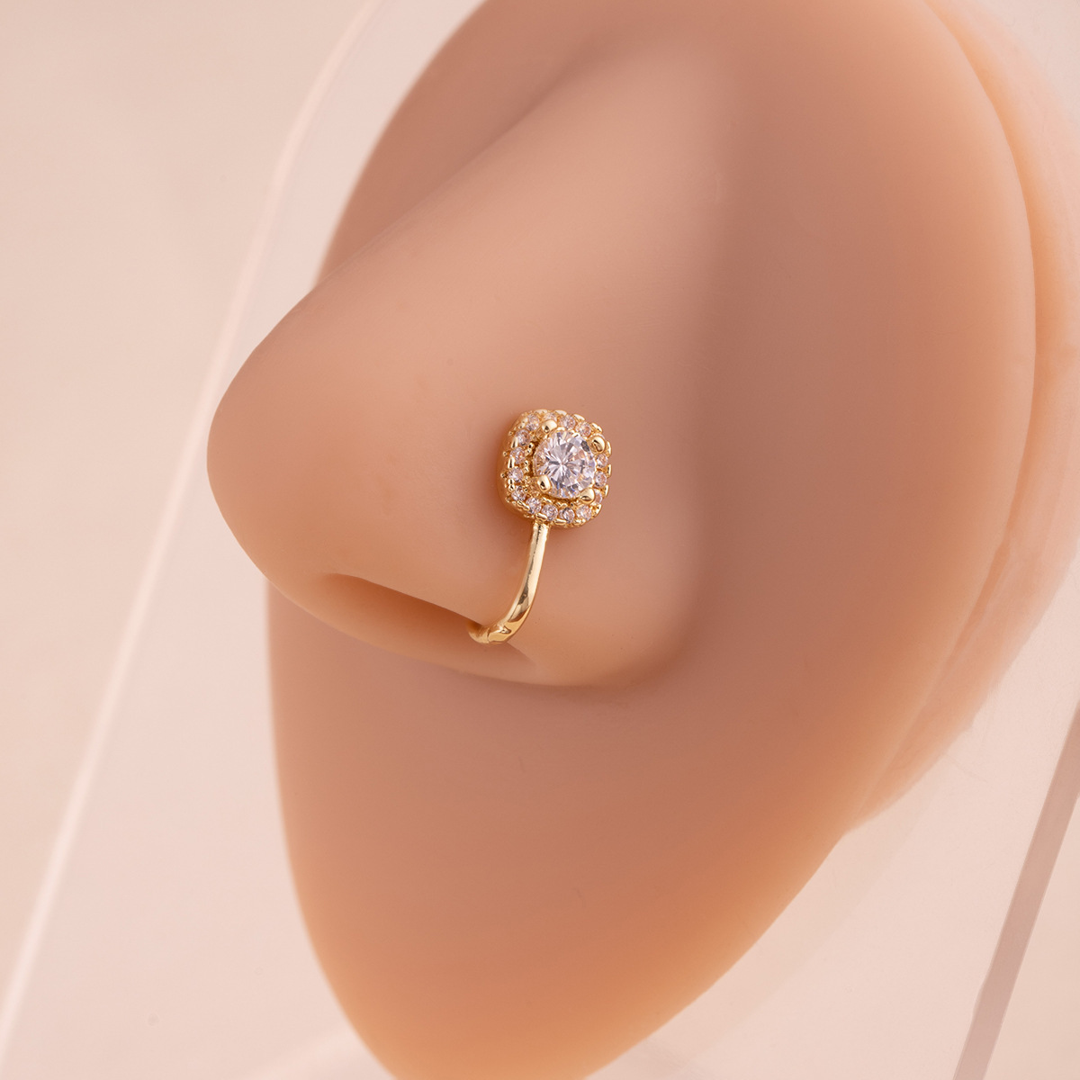 Puce à ongles rétro haut de gamme en forme de U, sertie de diamants, motif cœur, fleur et géométrique, disponible en or varié, sans piercing._voghion.com