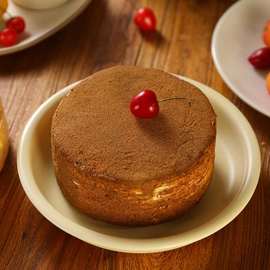 提拉米苏蛋糕俄罗斯风味传统糕点千层奶油夹心小面包早餐整箱食品