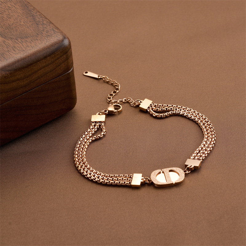 Joyas transfronterizas europeas y americanas Pulsera de acero de titanio de todo fósforo Versión coreana del temperamento bohemio Pulsera de acero de titanio que no se desvanece Joyería femenina