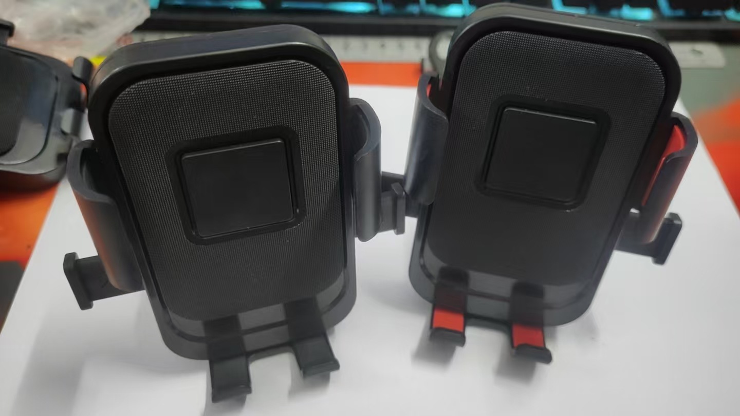 Cross-border motorcycle phone holder, vehicle-mounted delivery rider navigation stand, electric vehicle and bicycle shock-absorbing phone holder