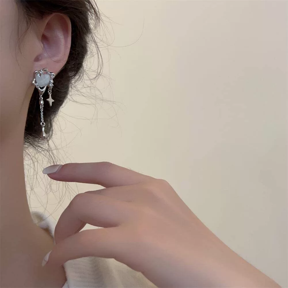 Серьги с асимметричным дизайном, стиль легкой роскоши