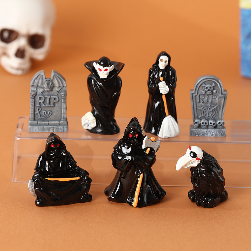 Halloween Horror Grim Reaper Figurine Vampire 3D Micro-Landscape Atmosphere Decoration Car Ornament
