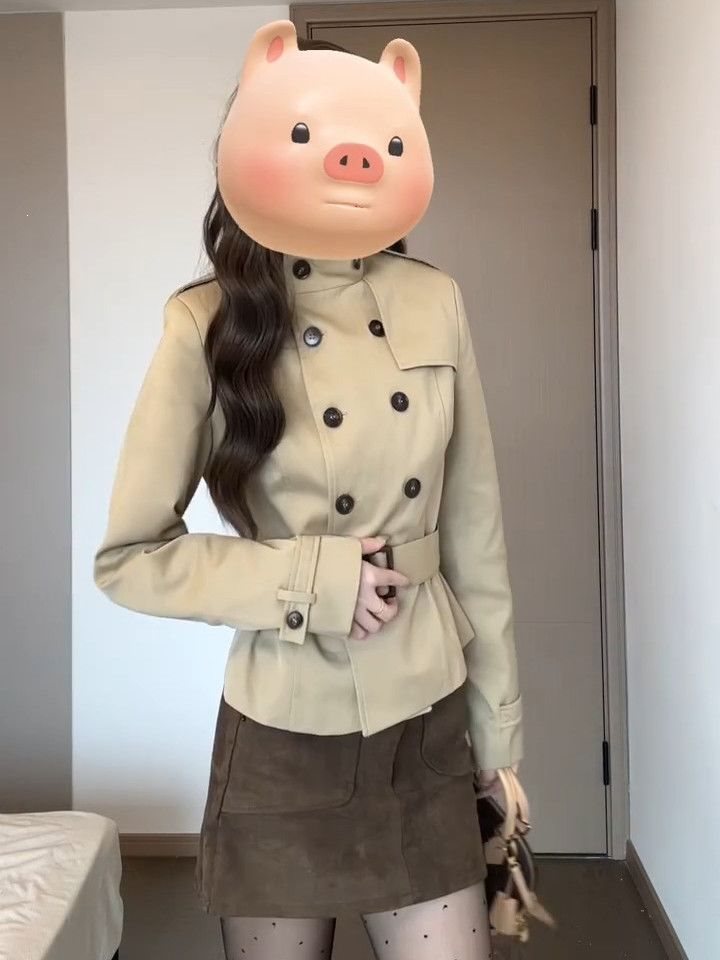 秋季显瘦双排扣短款风衣外套女2026新款收腰设计小个子百搭通勤