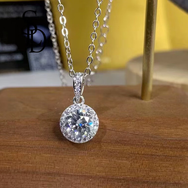 Moissanite, Zircon Inlay Material Pendant Necklace Classification 925 Sterling Silver Round Moissanite Zircon Pendant Necklace