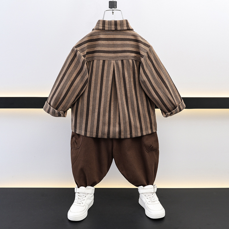 7695 Traje de otoño para niños 2025 Nuevo estilo para niños Abrigo de camisa delgada de principios de otoño Bebé Estilo occidental Ropa para niños de otoño