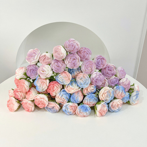 Hand-knitted hand-held roses, finished bouquets, floral decorations, versatile immortal flowers, crocheted wool flowers, wholesale