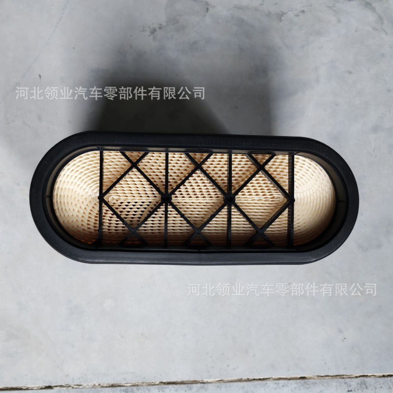 Air Filter P608675 Air Filter Element P606121 87720898 84392297 F071909
