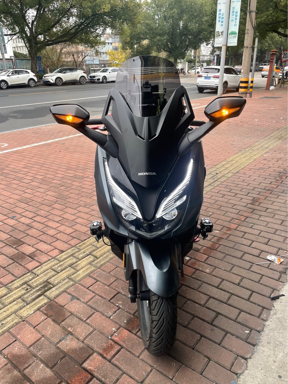 Suitable for Fosha NSS350 thickened and elevated windshield modification accessories FORZA windshield windshield windshield