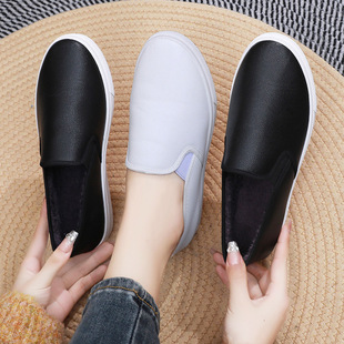 Fleece-lined thick cotton shoes men's and women's non-slip warm casual shoes slip-on lazy leather waterproof work shoes winter wholesale