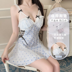 Guiruo Pure Desire シルキーサテンパジャマ ディープ V プッシュアップ胸パッドレースサスペンダースカート大きいサイズホームセット 4902
