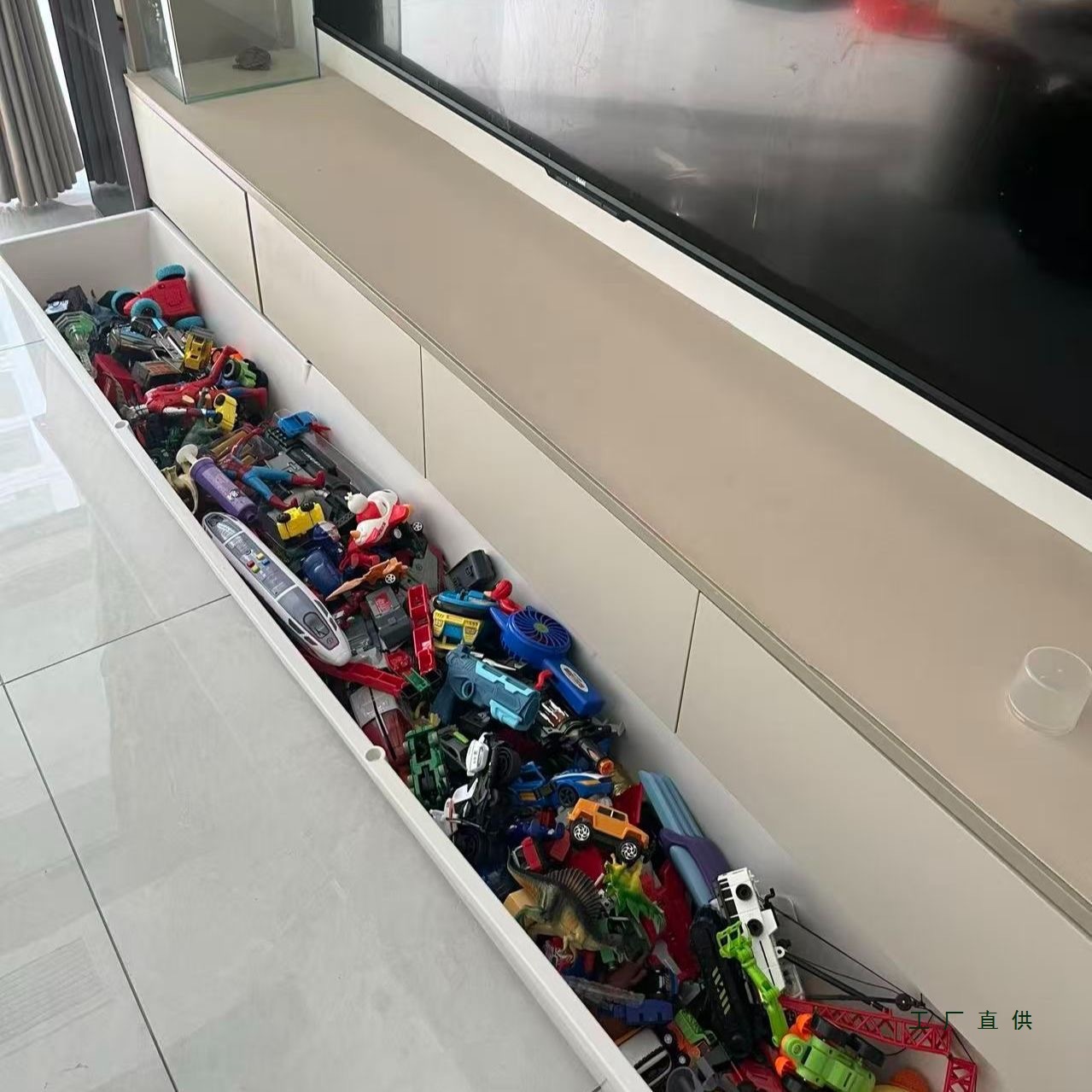 Thickened, non-toxic, odorless rectangular pig feeder storage box, sturdy and durable, specialized for storing toys, suitable for use as a TV cabinet organizer