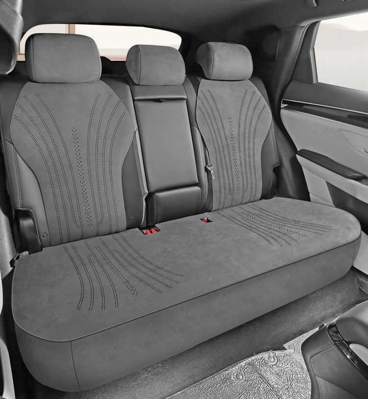 2025 Byd Song Plus Dmi Special Car Seat Cushion Half-Enclosed Perforated Breathable Ramus Seat Cushion Cover