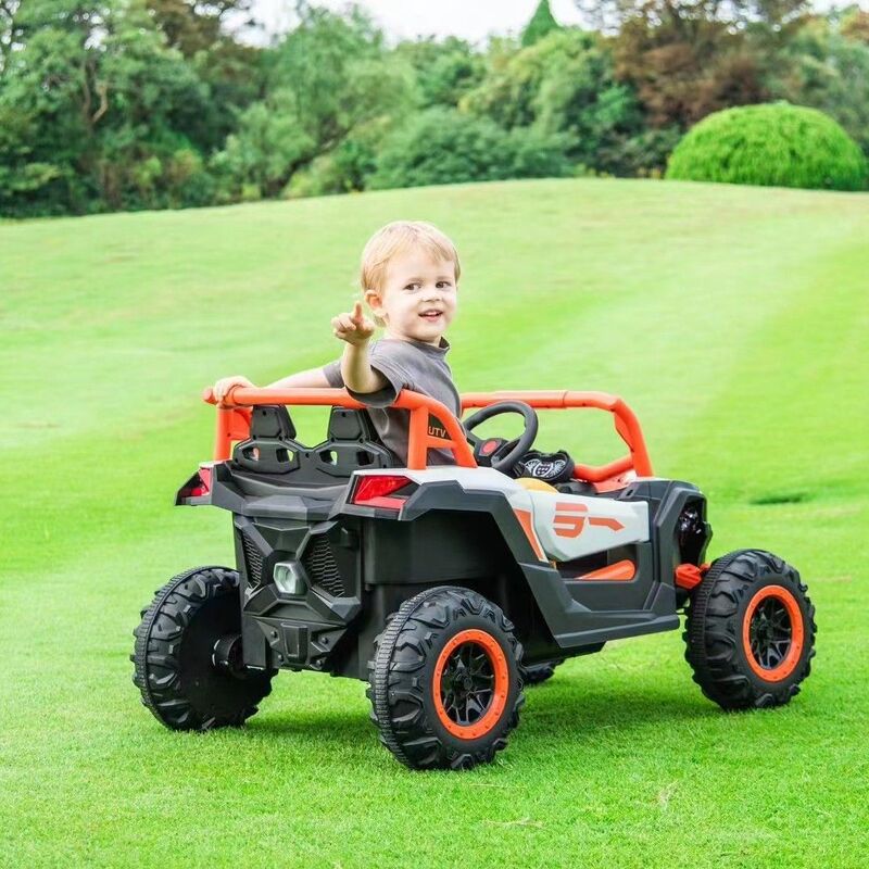 子供の電気自動車の四輪のオフロード車の四駆のおもちゃのリモコンの自動車は大人の赤ちゃんに乗ることができます。|undefined