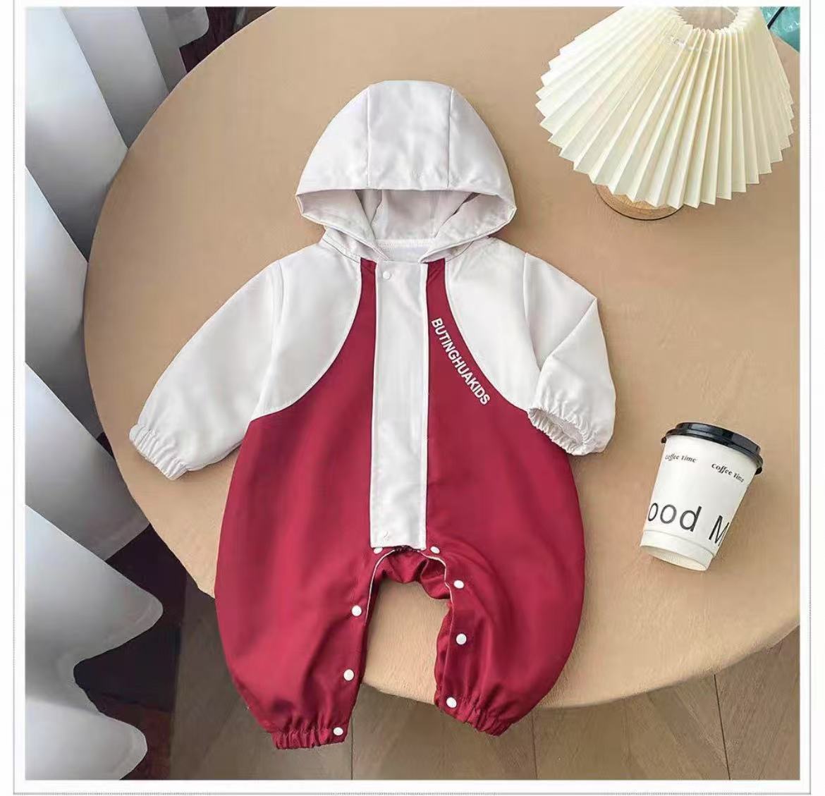 Ropa de bebé versión coreana de la hermosa chaqueta de una pieza de la celebridad de Internet