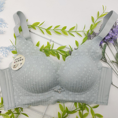 New wire-free bra, active latex collagen, breathable medium-thick underwear, adjustable lace, high-end manufacturer