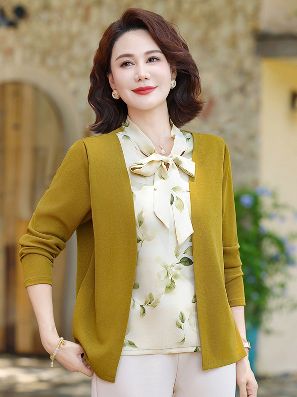 年轻妈妈装上衣秋季衬衫印花翻领气质大码中老年女装假两件小衫|undefined