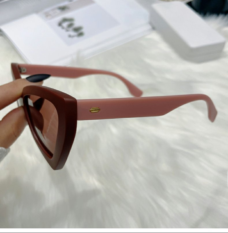 Sunglasses women's high-grade sunglasses summer 2022 new fashion UV-proof face-looking small glasses Internet celebrity same style_voghion.com