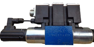 德国REXROTH力士乐比例换向阀4WRTE10V100L-4X/6EG24TK31/A1M