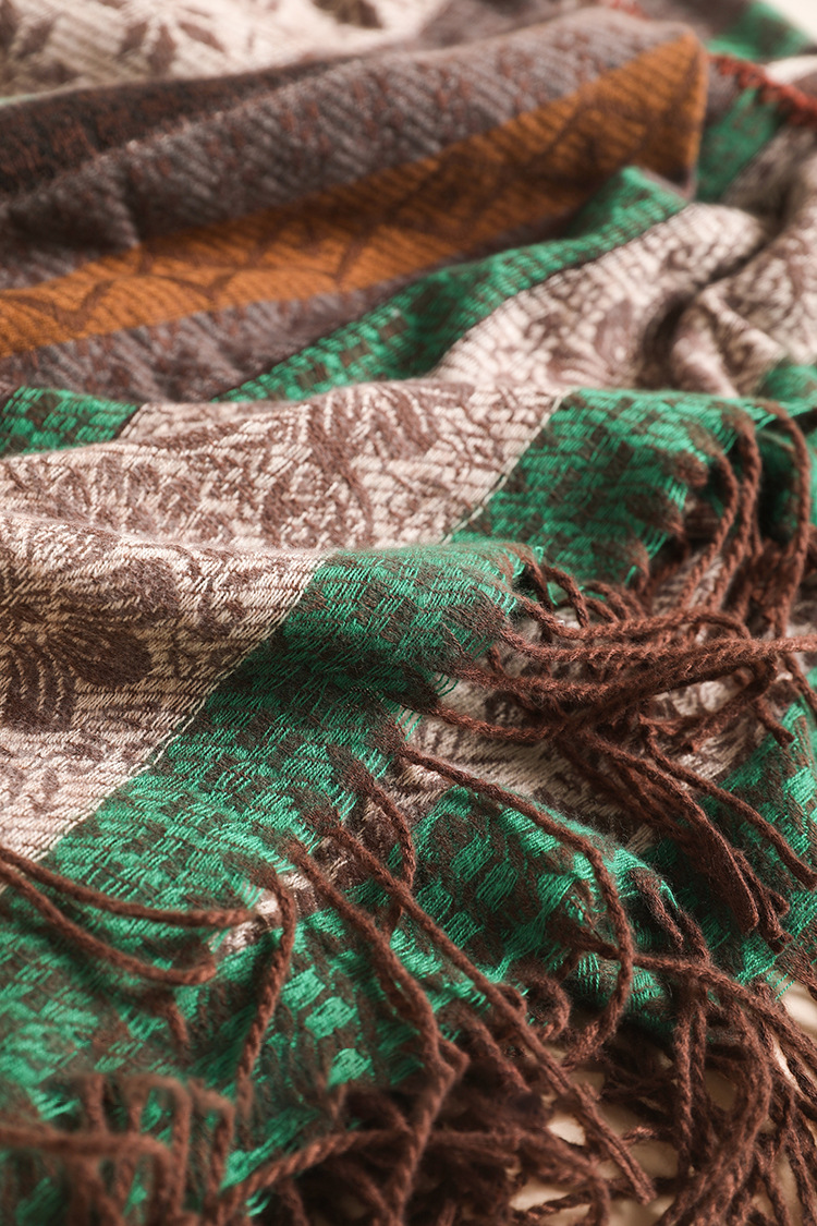 Ethnic color blocking patchwork tassel shawl contrasting stripes travel style outdoor soft blanket scarf_voghion.com