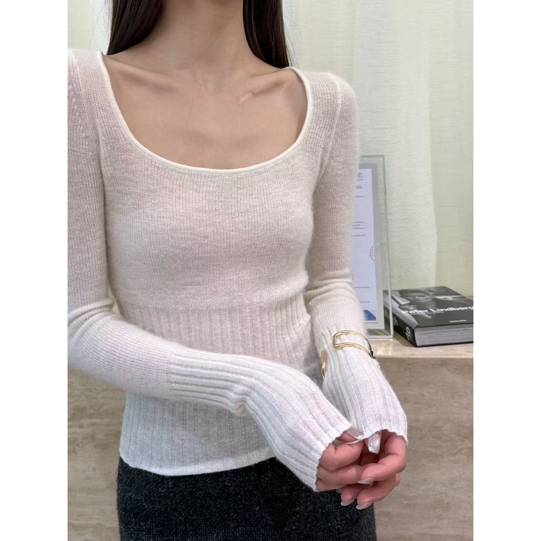 广州十三行正品冬季新款气质方领纯色收腰显瘦百搭净版长袖针织衫