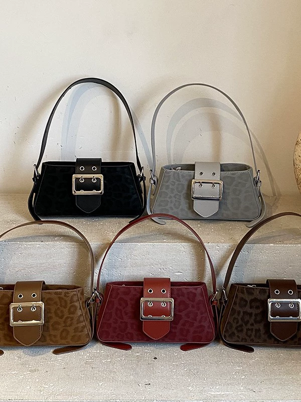Retro underarm bag, shoulder bag, one-shoulder bag