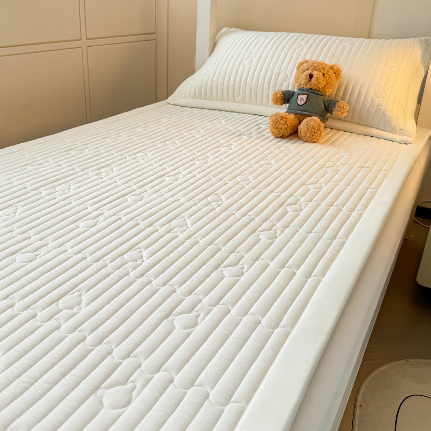 케어베어-문라이트 화이트 [A등급 산모 및 유아용, 피부친화적, 통기성]