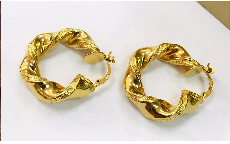 1 Pair Ins Style Twist Copper Plating 18k Gold Plated Earrings display picture 2