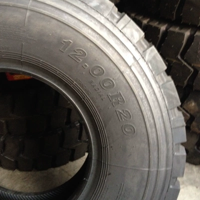 tire short-distance dump truck – Off-road şinlər