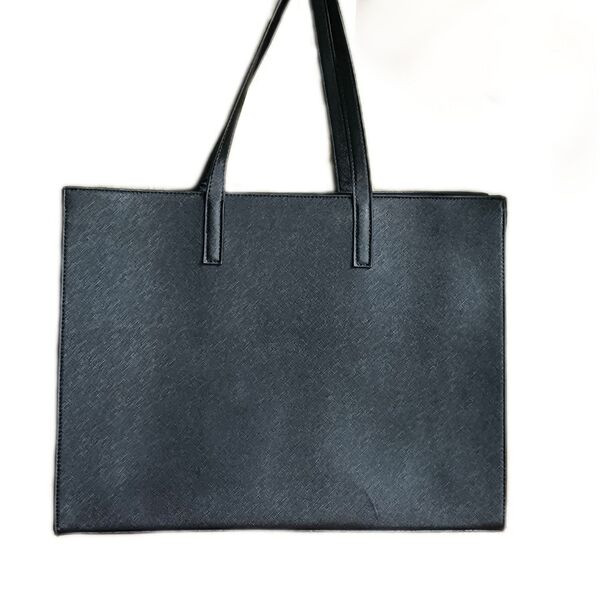 Capacious matte one-shoulder bag