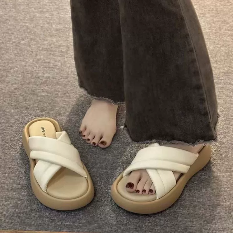 Universal beach sandals, internet celebrity, Korean style
