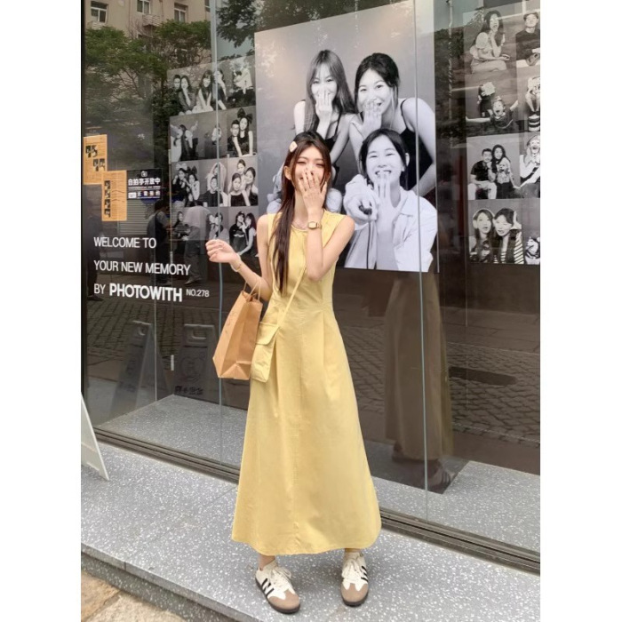 純粋で優しいノースリーブイエロードレスレディース夏韓国風ラウンドネックウエスト痩身Aラインベストロングスカート|undefined