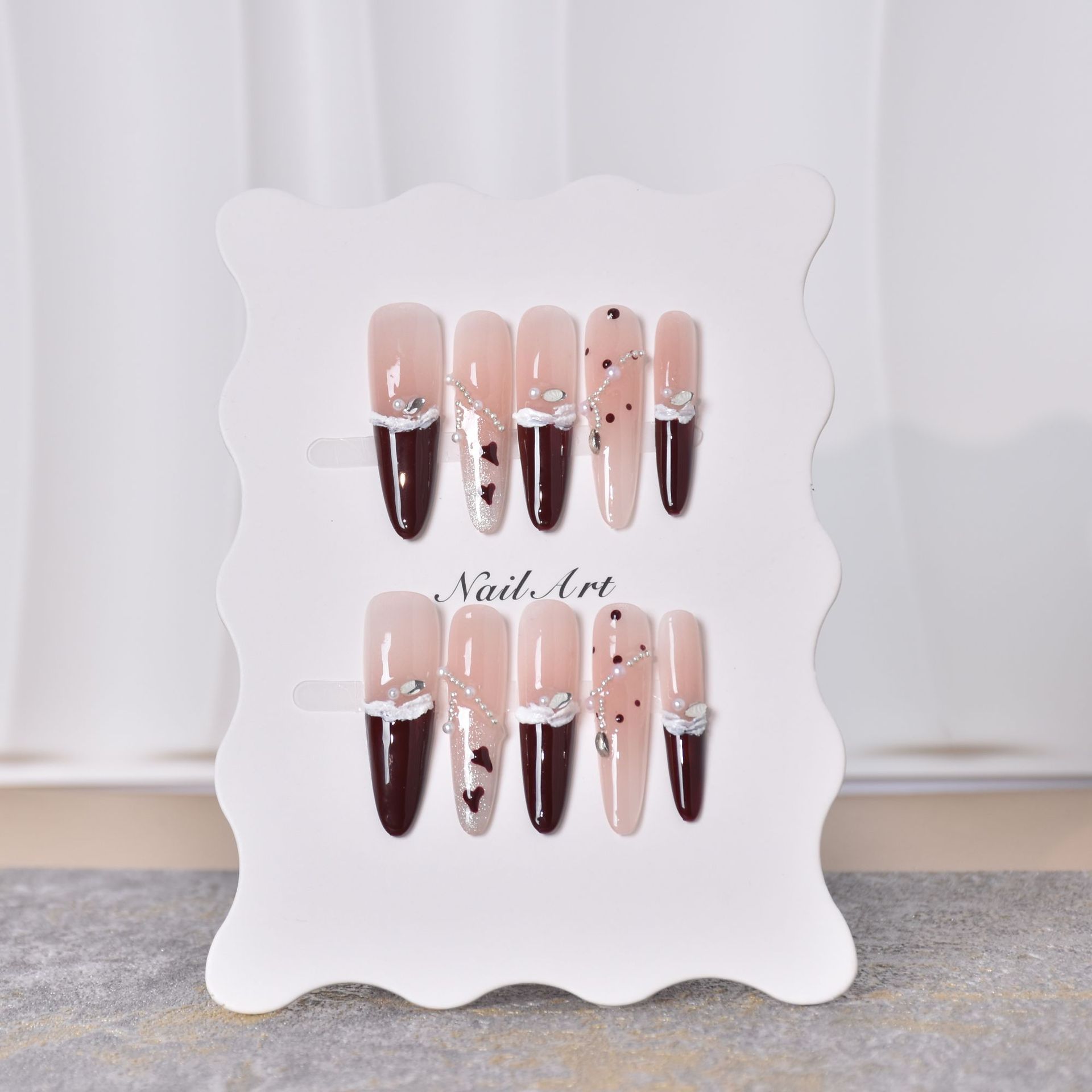 Manual de uso de uñas de otoño y invierno de alto nivel de estilo francés ojo de gato explosión flash taladro amor de Navidad Año Nuevo manicure rojo