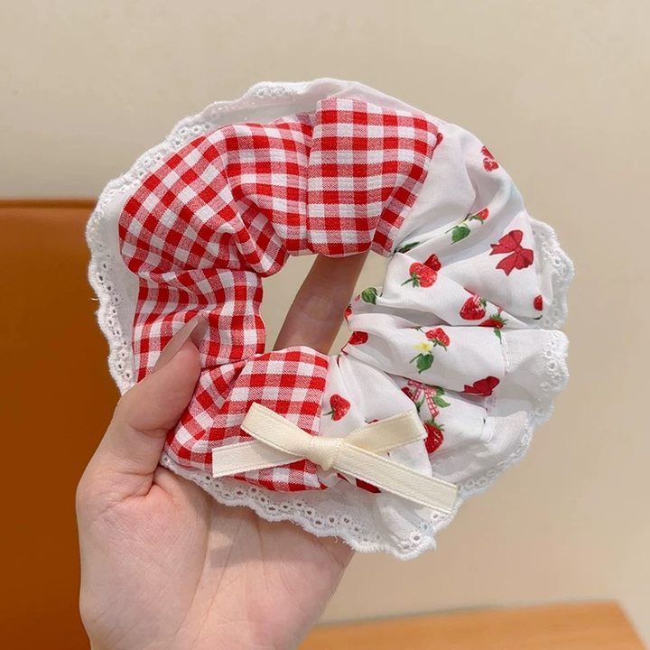 69#Red gingham strawberry print patchwork lace trim, approximately 13cm