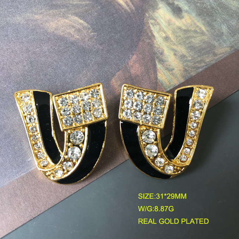 1 Pair Retro Geometric Alloy Plating Rhinestones Women's Earrings display picture 6