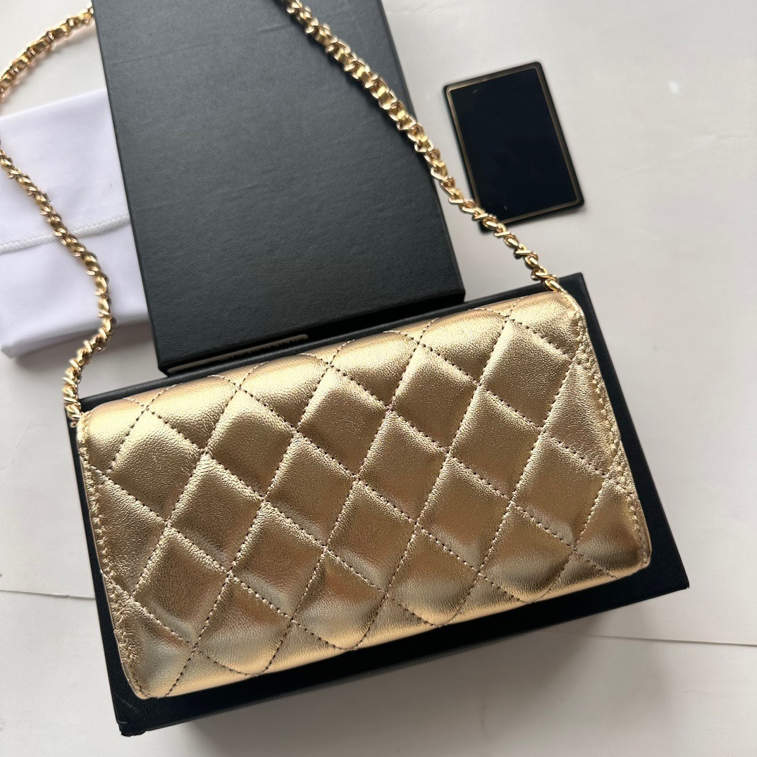 골드 양가죽 골드 버클 올바른 단어