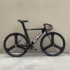 Black front and rear three -knife wheels