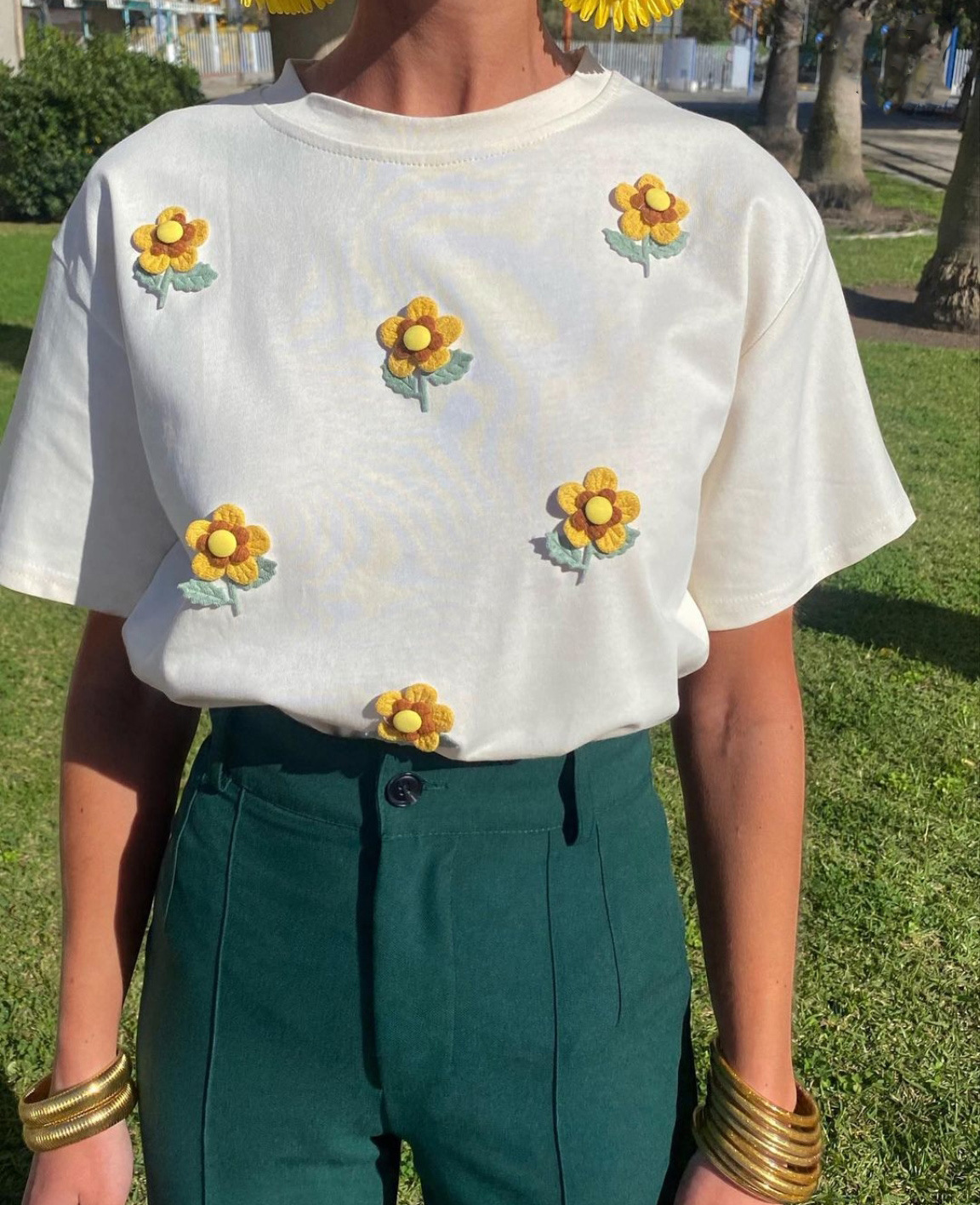 140g Weight Short Sleeve Sleeve Length Pullovers Placket Type Regular Sleeve Sleeve Type Polyester Fabric Type Regular Top Length T-shirt Tops Type Daily Occasion Round Neck Neckline Loose Fit Type Flower Pattern Summer Season Women's Gender Casual Style Wholesale Women's Casual Flower Short Sleeve T-Shirts 17