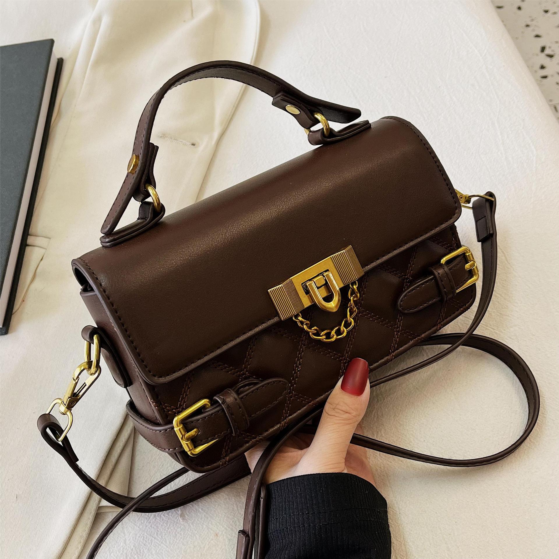 Bolso pequeño retro de alto grado 2023 nuevo bolso de mujer estilo occidental bordado hilo todo partido bolsa de mensajero popular portátil pequeño bolso cuadrado