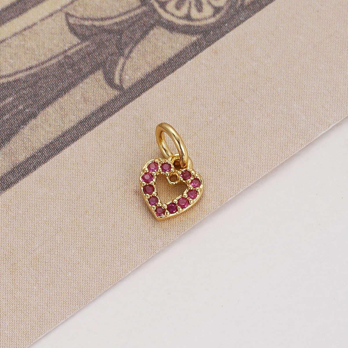 5g Weight Pendant, Chain Jewelry Making Type Copper Chain Material 1 Piece Quantity Holiday, Daily Occasion Copper Material Portrait, Heart Shape Pattern Unisex Gender Plating Design Retro, Simple Style Style 1 Piece Copper Portrait Heart Shape Pendant Chain 39