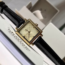 ̫�����Ů������ɫ�����A�F���M�ڙCо��һ�փr����